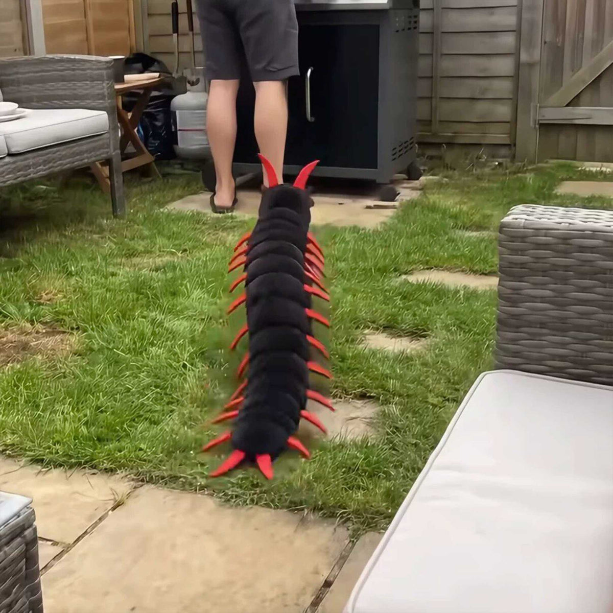 Centipede Cat Costume – Funny Halloween Outfit for Cats & Small Pets