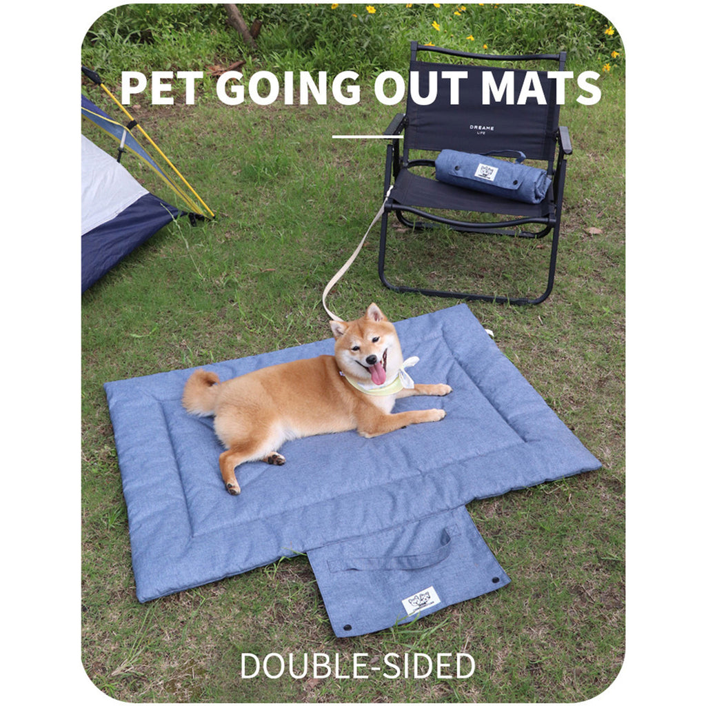 Portable Foldable Outdoor Pet Travel Mat, Reversible Scratch & Wear‑Resistant Water‑Repellent Sleeping Pad for Dogs & Cats, With Carry Handle, Denim Blue & Dark Grey, S/M/L Sizes
