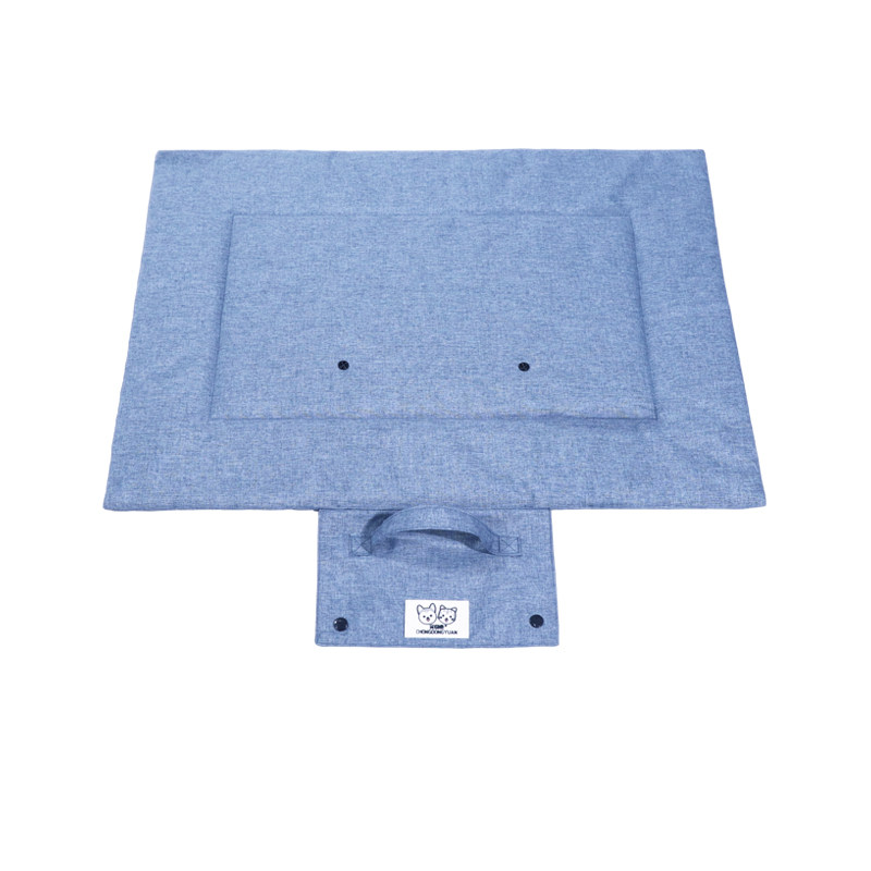 Portable Foldable Outdoor Pet Travel Mat, Reversible Scratch & Wear‑Resistant Water‑Repellent Sleeping Pad for Dogs & Cats, With Carry Handle, Denim Blue & Dark Grey, S/M/L Sizes