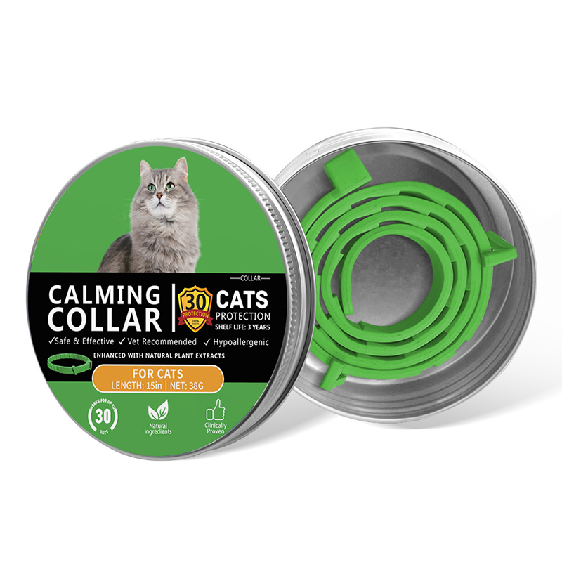 Pet Lavender Aroma Collar for Dogs & Cats, Waterproof Adjustable TPR Scent Collar Lasts Up To 60 Days